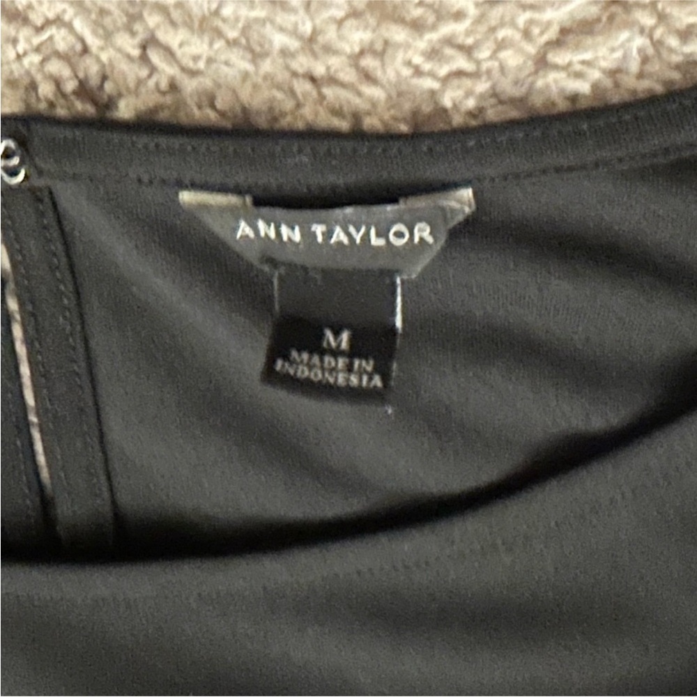 Ann Taylor Black Cold Shoulder Blouse – Women’s Size M - Picture 4 of 5